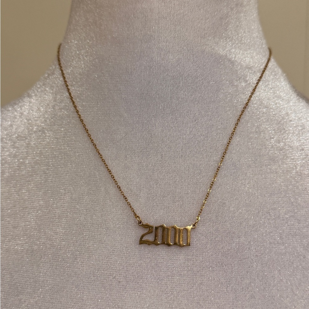 Year 2000 gold toned necklace​​​​​​​